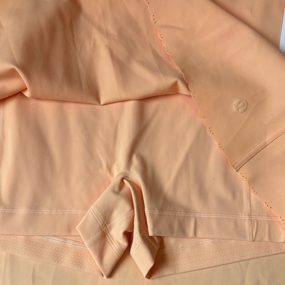 Lululemon Scallop-Hem High-Rise Tennis Skirt Rock Melon XL - Picture 6 of 6
